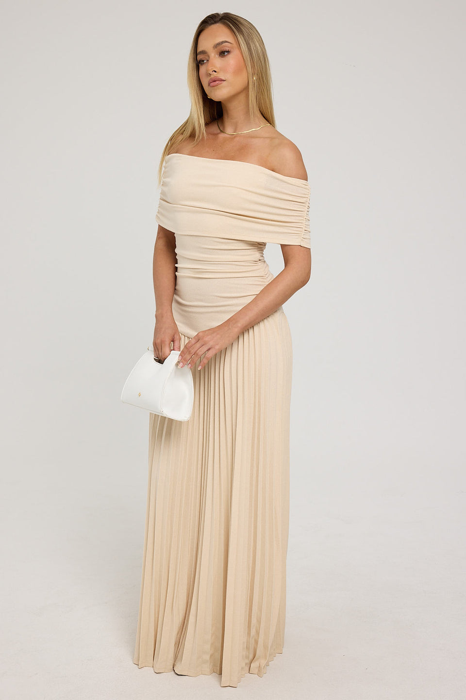 Priviett - elegant slim fit pleated strapless dress