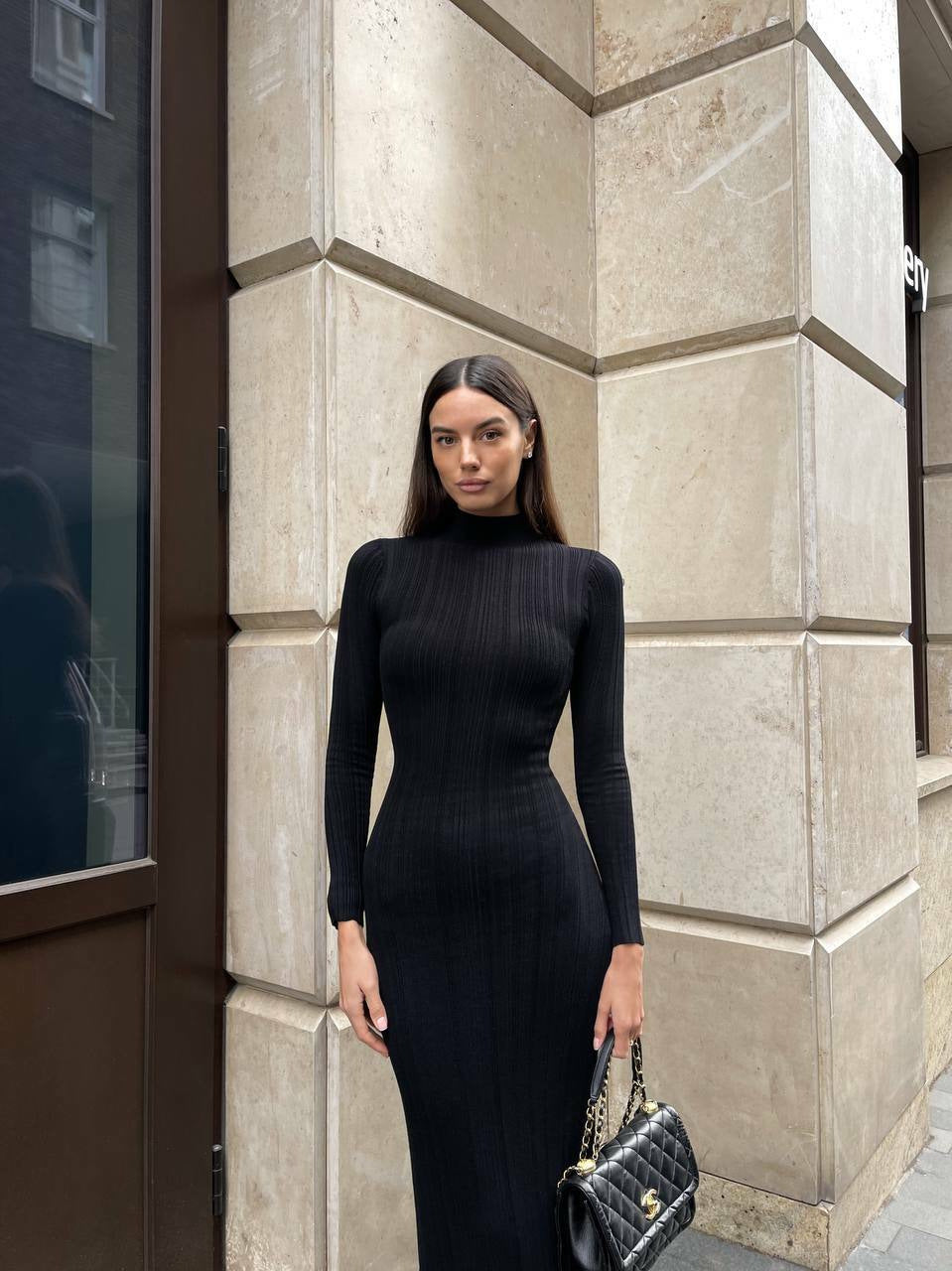 Priviett - Long sleeved striped sweater dress
