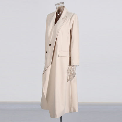 Priviett - Irregular slanted placket