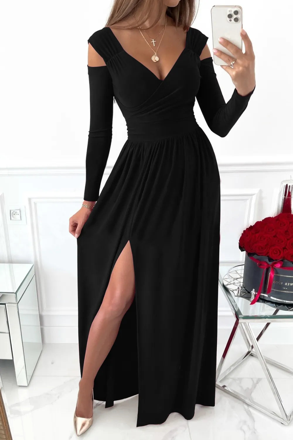 Priviett - off shoulder dress